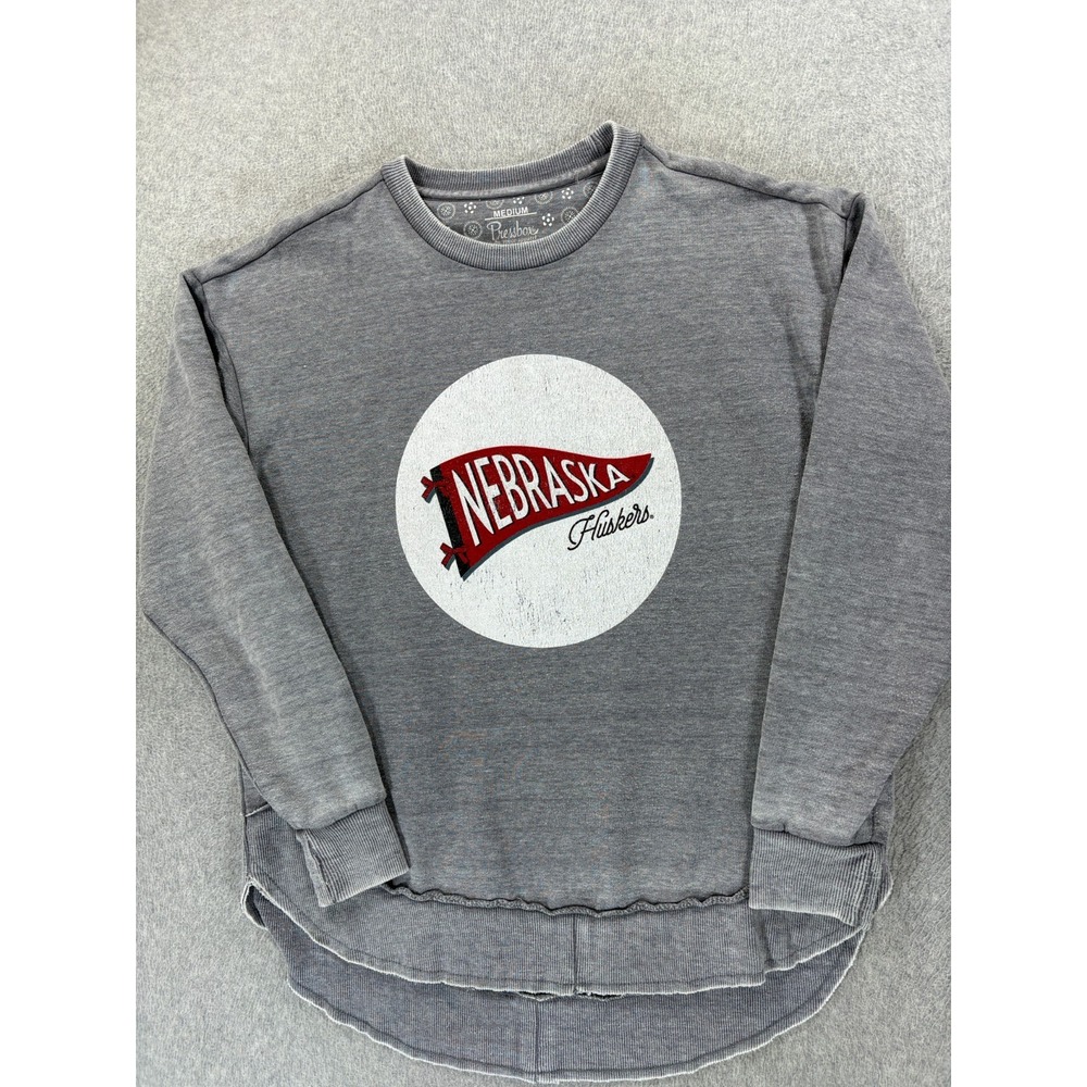 Nebraska Cornhuskers Pressbox Campus Crew Sweatshirt (Women's Medium) Gray‎